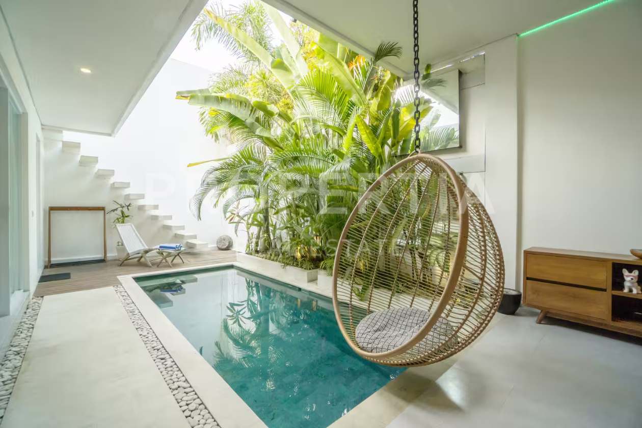Modern Tropical 2-Bedroom Villa in Padonan image 1