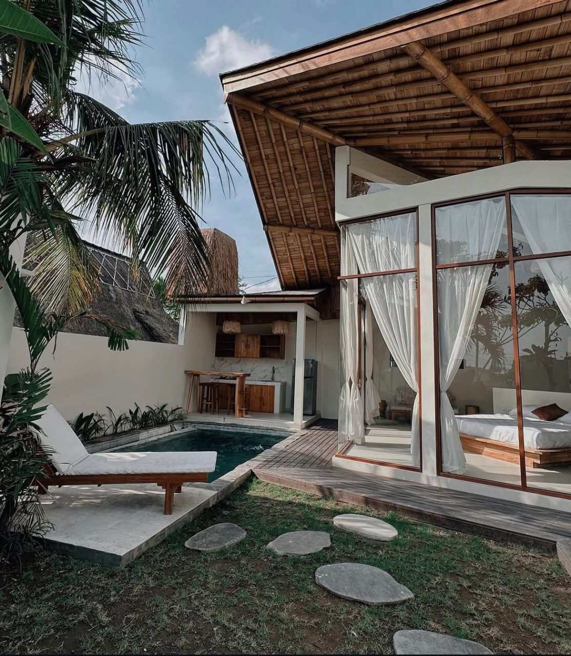  🏡 MODERN 1 BEDROOMS VILLA FOR RENT IN PERERENAN - CLOSE TO THE BEACH - PET ALLOWED 🌴 image 1