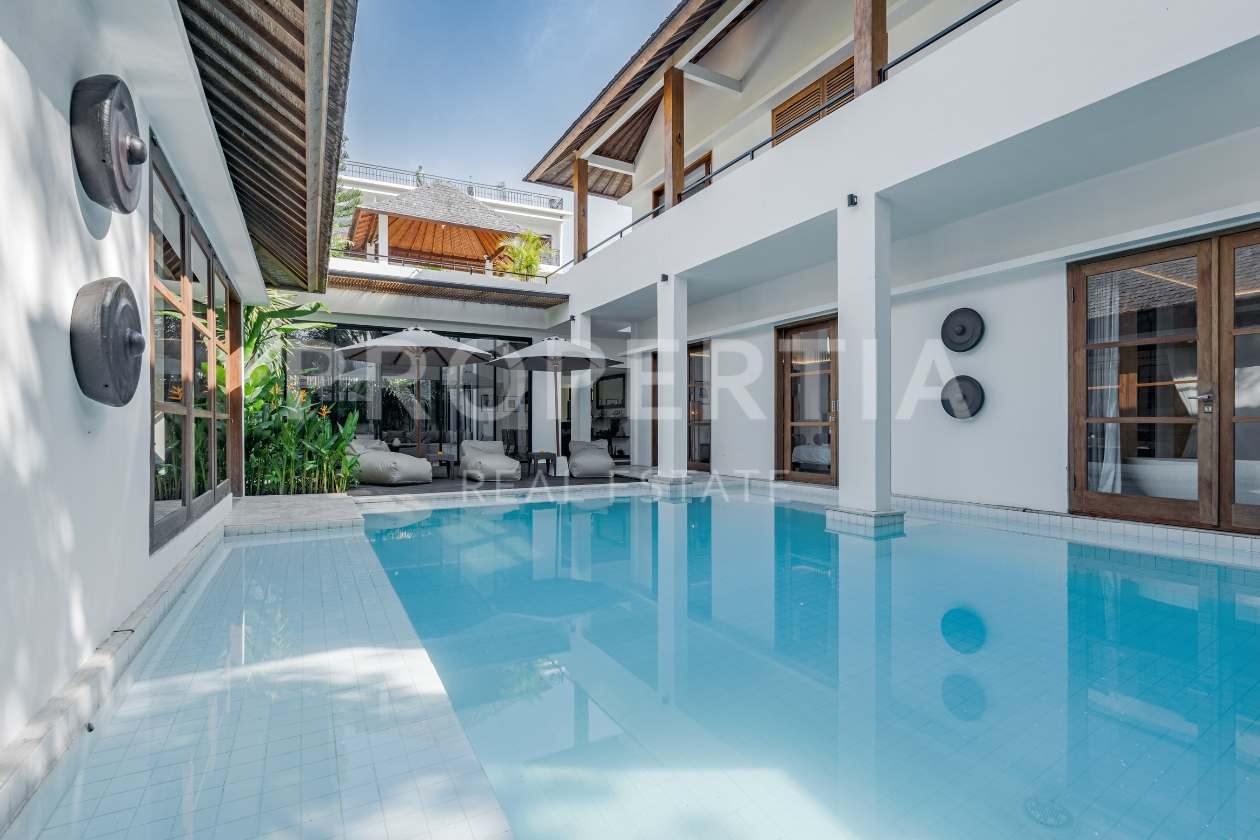 BEAUTIFUL BEACHSIDE VILLA IN THE HEART OF NELAYAN CANGGU image 1