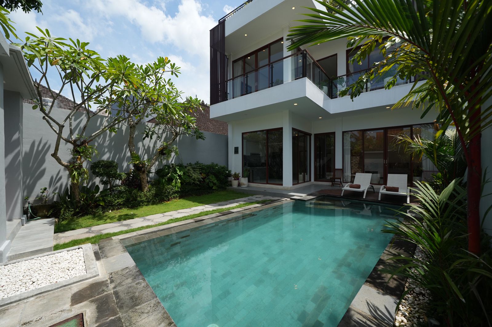 🏡 MODERN 3 BEDROOMS VILLA IN PERERENAN - CLOSE TO THE BEACH - SUBLEASE ALLOWED 🌴 image 1