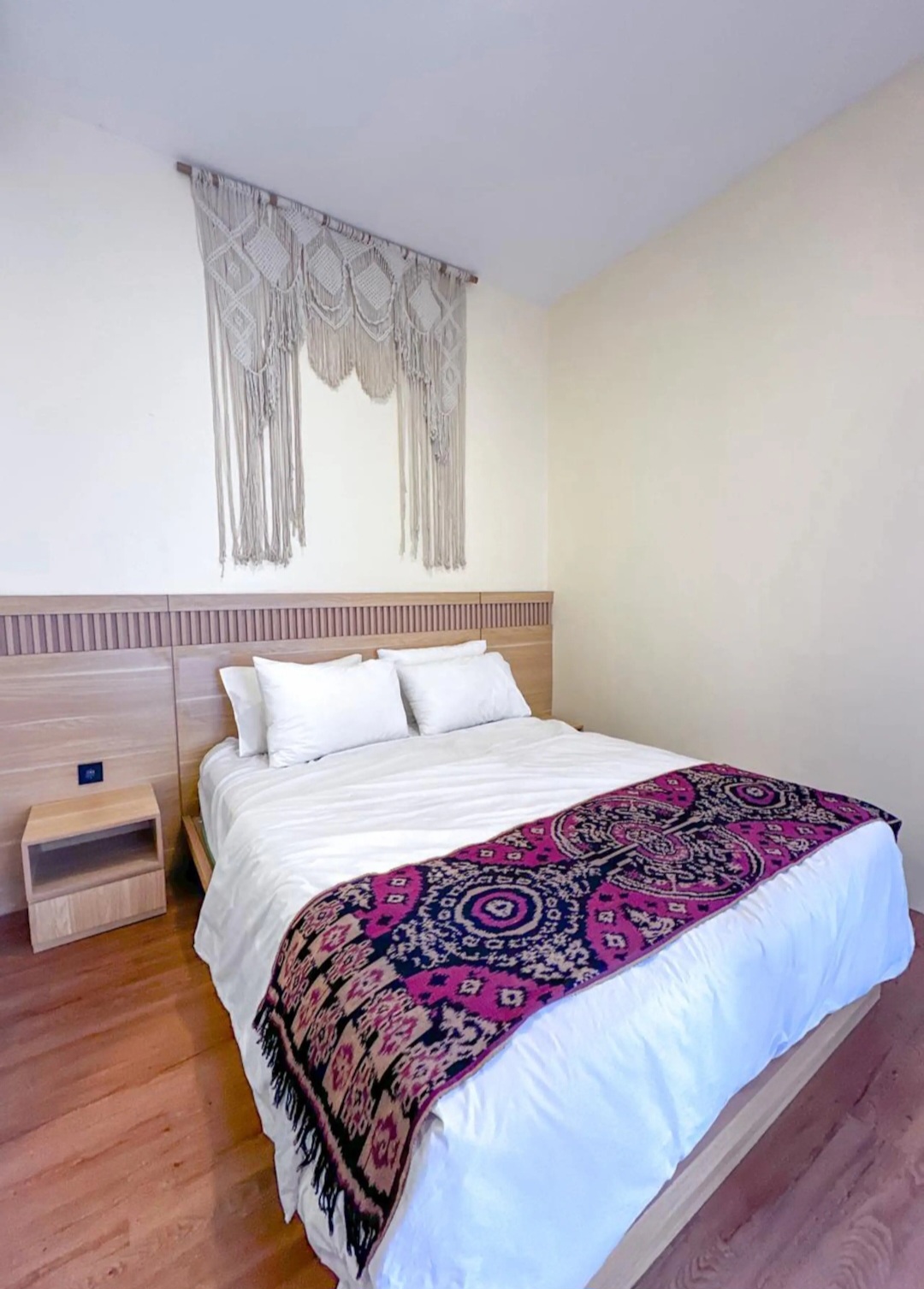 BRAND NEW MOROCCAN-STYLE  image 1