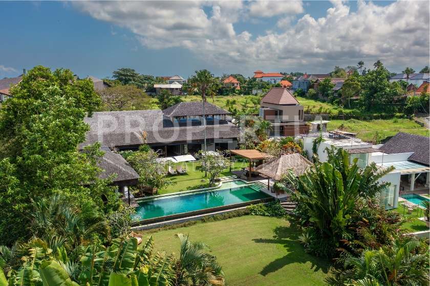 Luxury Riverside Villa in the Prime Area of Pererenan image 1