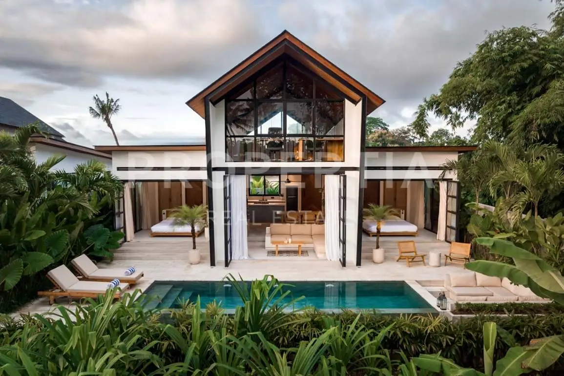 CAPTIVATING SERENE VILLA WITH RICEFIELD VIEWS IN CEPAKA image 1