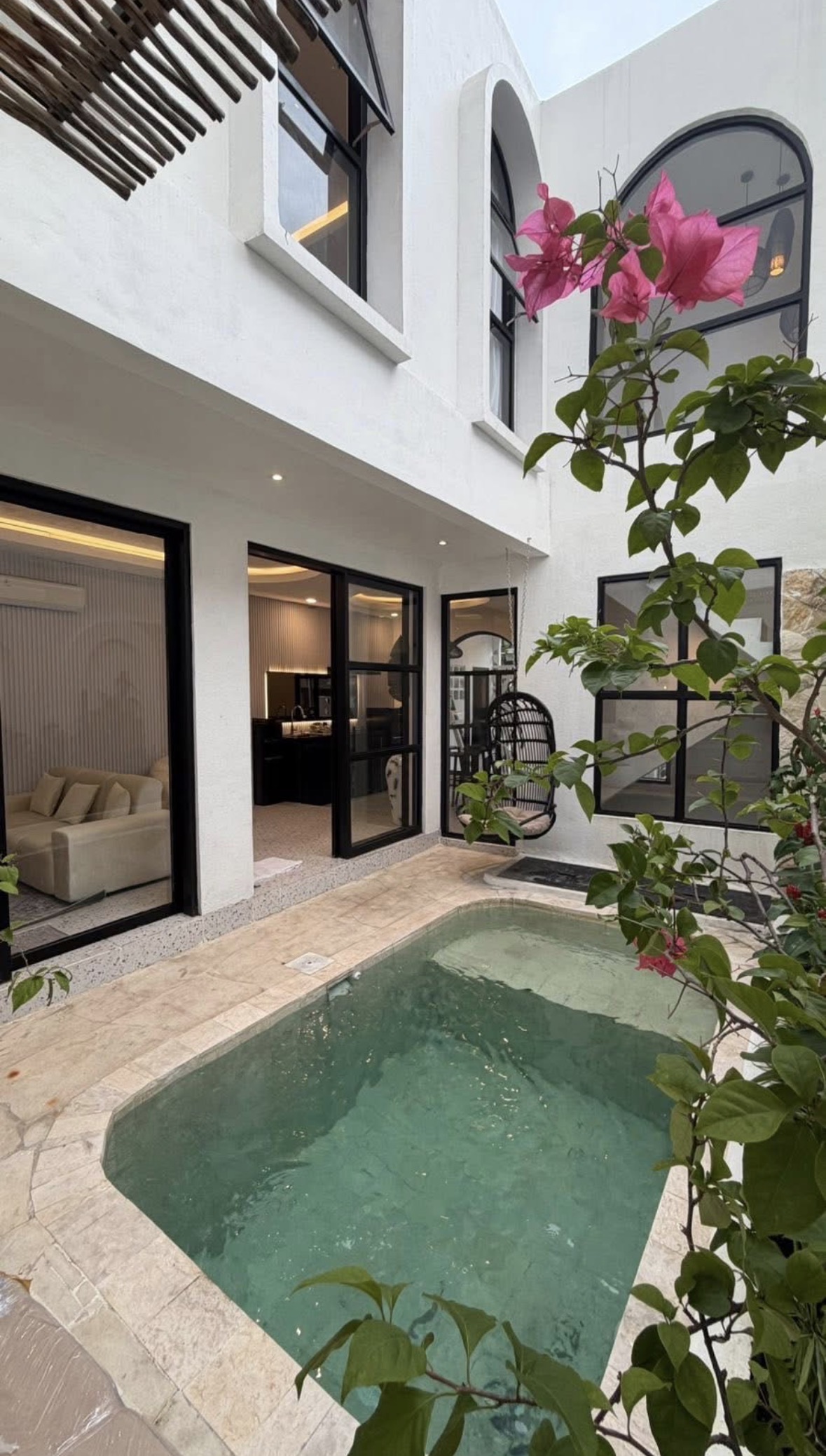 Brand new 2 Bedrooms villa near Tangkuban perahu - Kerobokan image 1