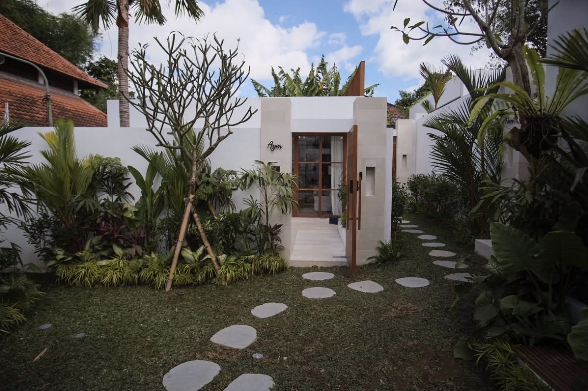 Your Private 1BR Villa Hideaway in Pererenan image 1