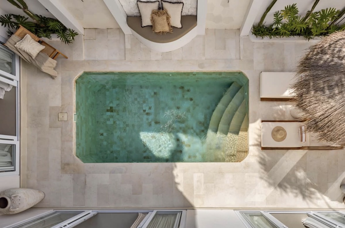 Private Design Villa in Uluwatu image 1