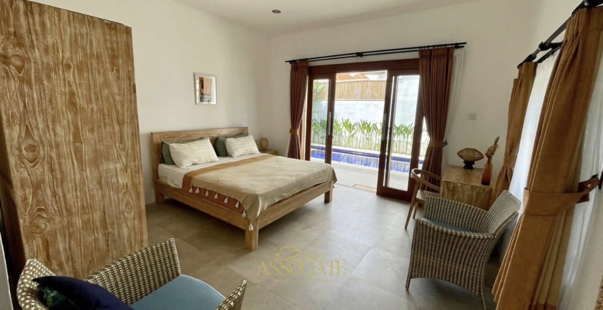 3 BEDROOM VILLA WITH RICE FIELD VIEW | PANTAI LIMA AREA/MUNGGU image 1