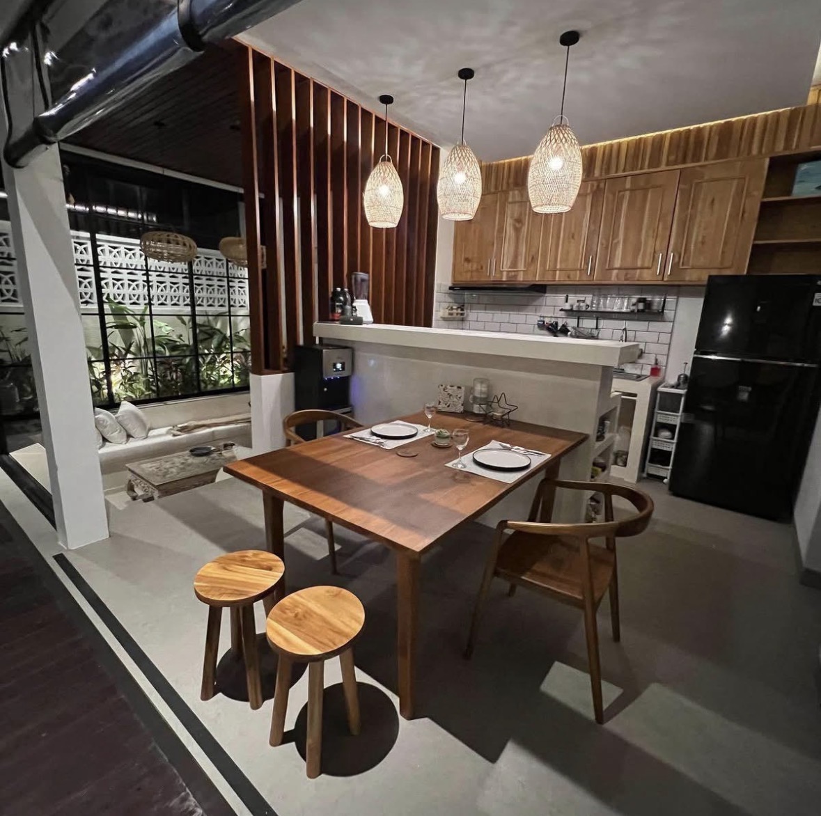 3-Bedroom Private Villa In Perereran image 1