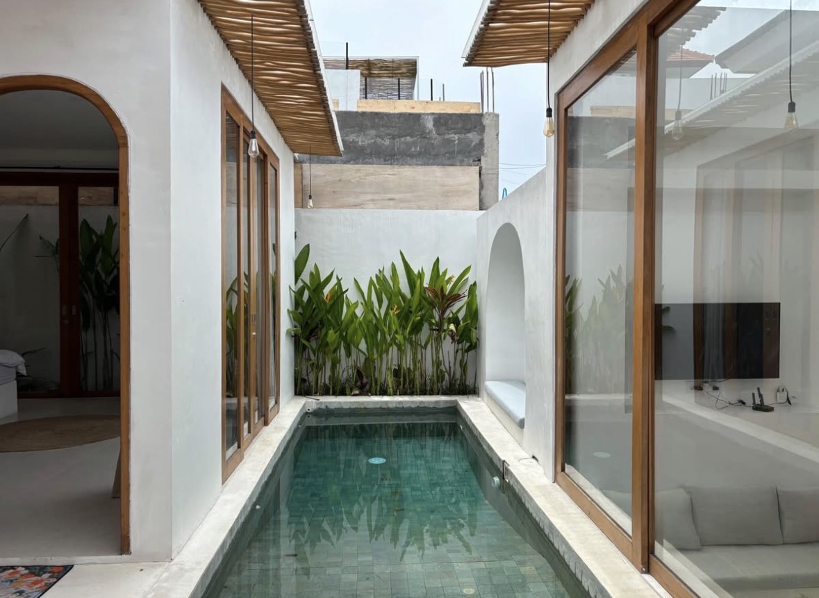 NEW 2BR VILLA IN PERERENAN CANGGU FOR RENT image 1