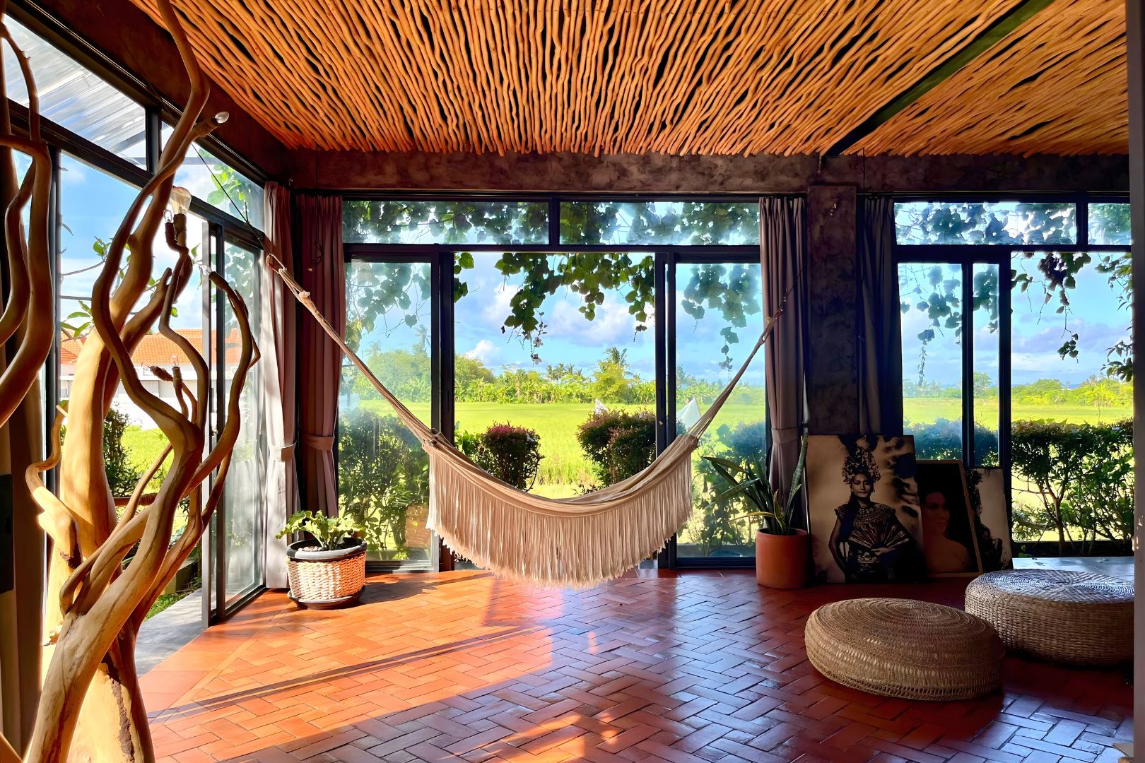 2BR Villa with Rice Field Views in Kedungu image 1