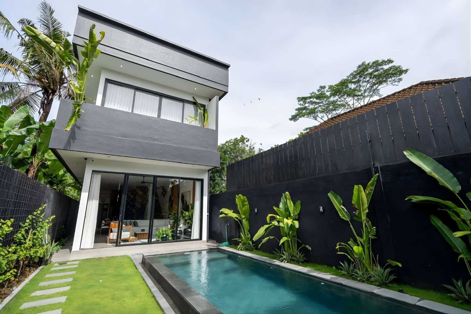 Brand New 3BR Villa in Tumbak Bayuh image 1