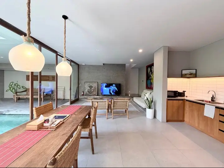 2 Bedrooms Villa in Pererenan Beachside ✨🌴 image 1