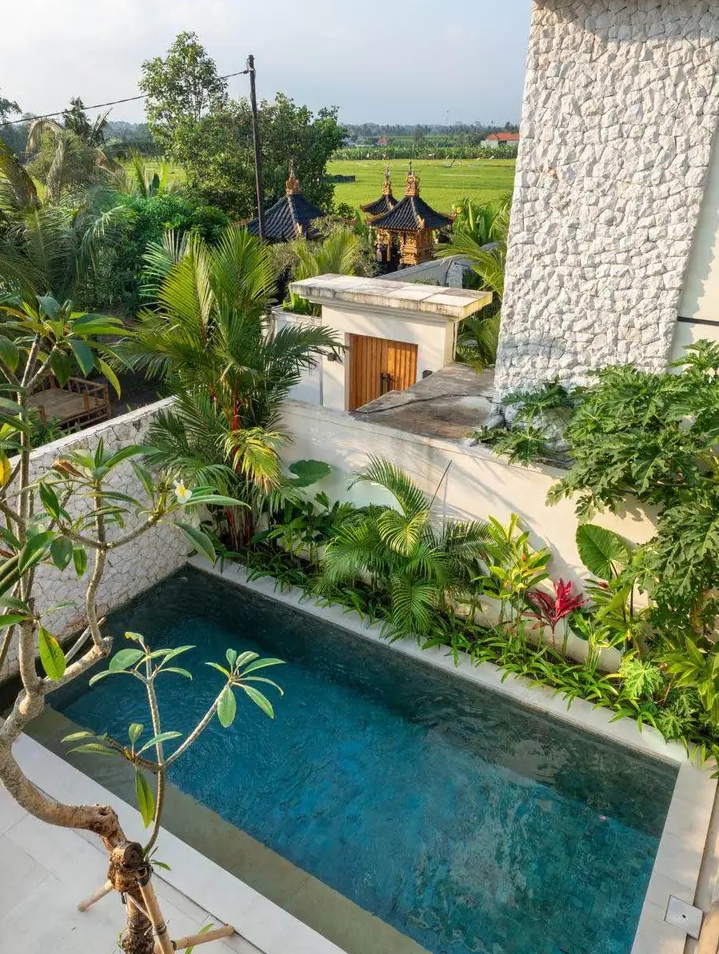 ✨BRAND NEW & LUXURY  2 BR VILLA MUNGGU image 1