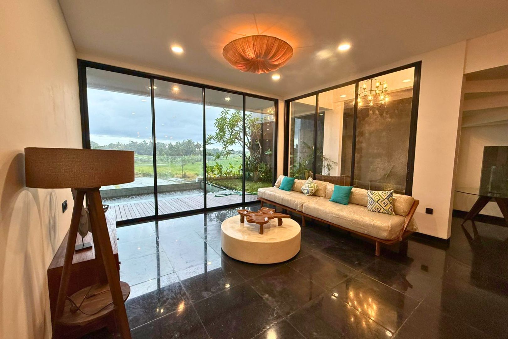 🌴 Modern 4BR Villa Near Tanah Lot – Rice Field & Ocean Views image 1