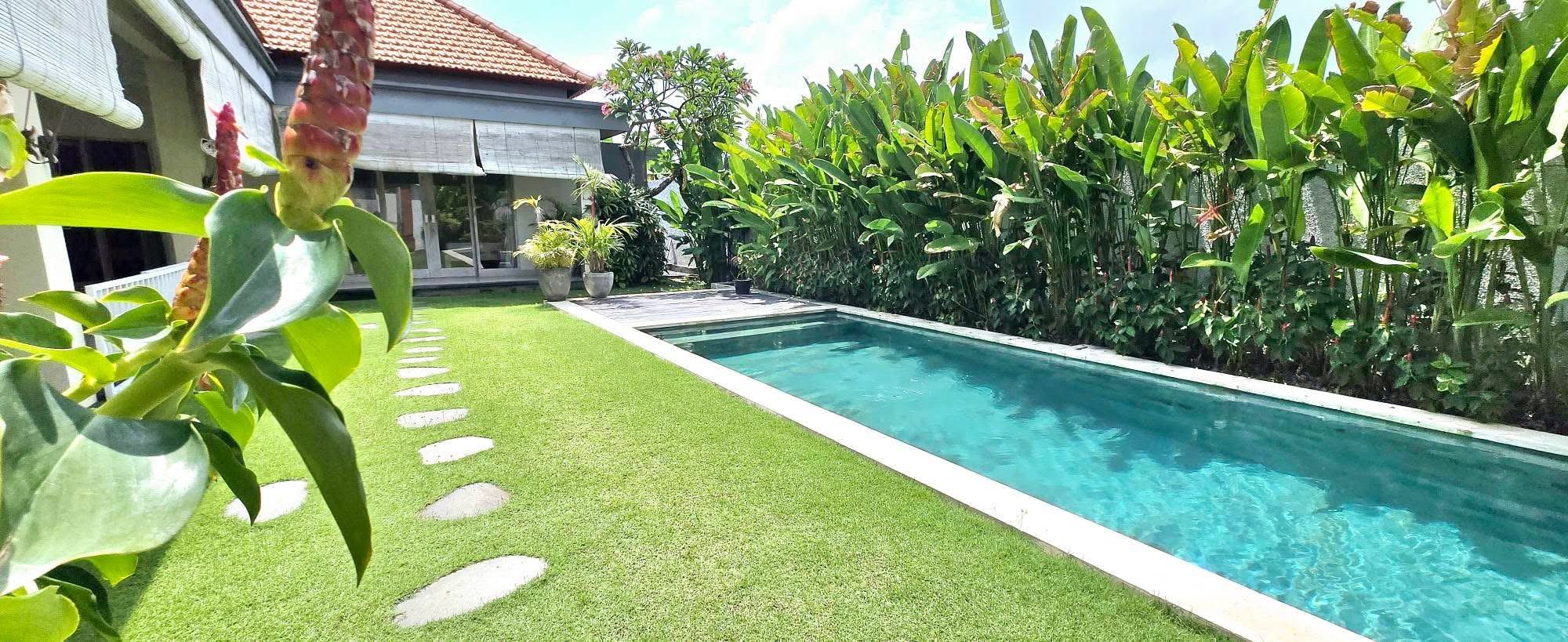 Stylish tropical villa 3 bedroom berawa Yearly rent image 1
