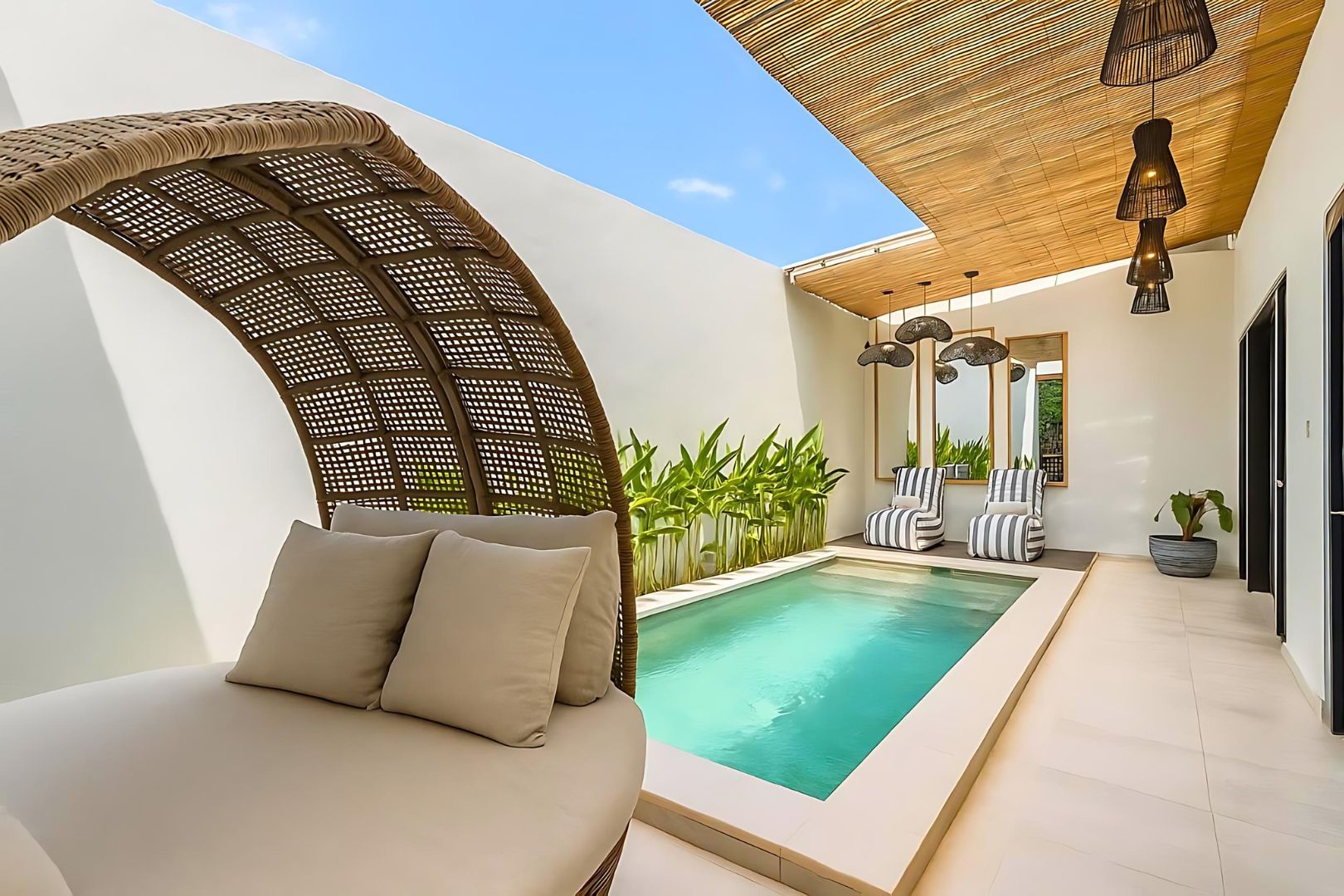 🌿 Freshly Renovated 3BR Villa in Canggu Peaceful Living Near the Beach 🏝️