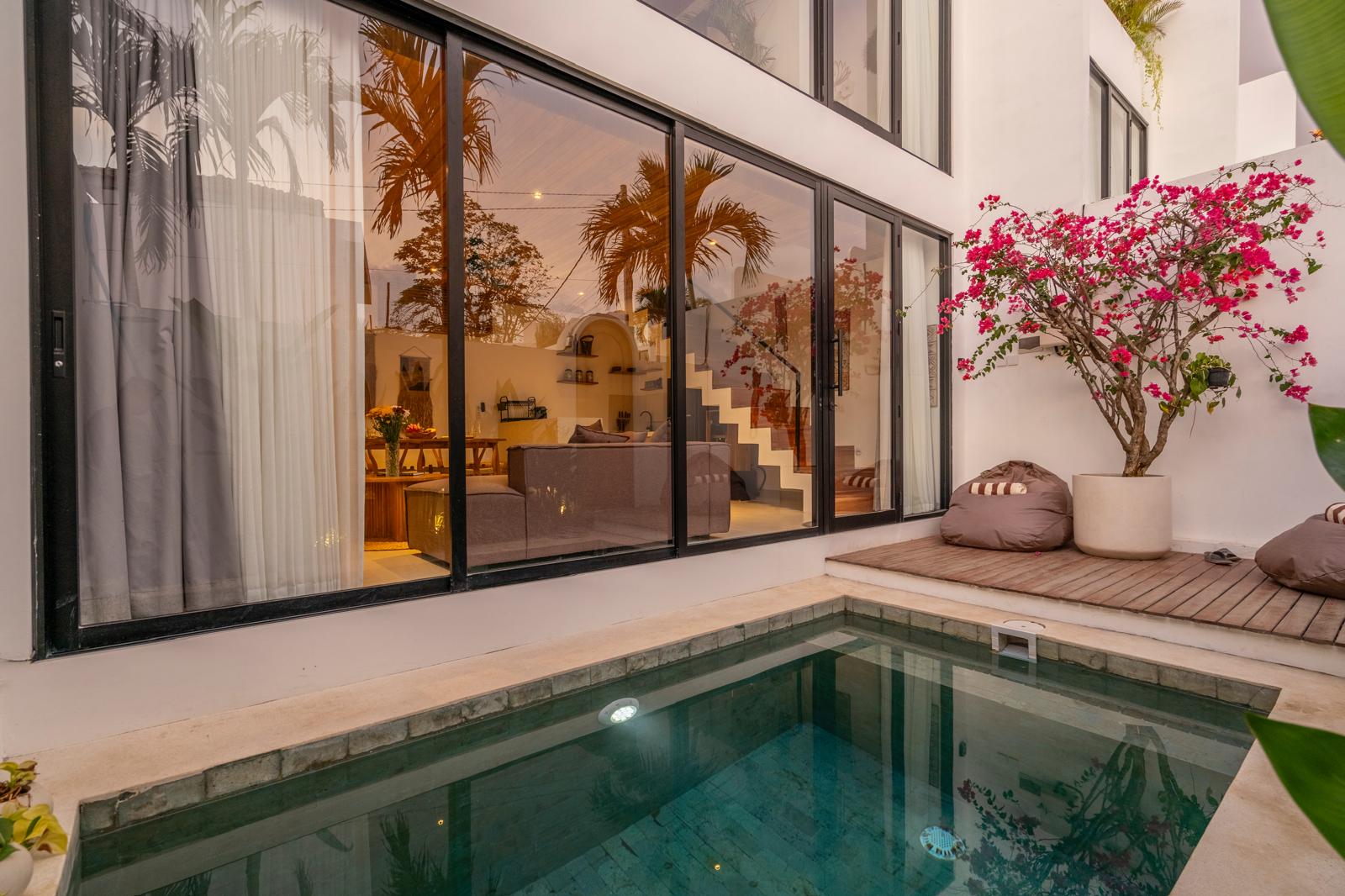 Modern 2-Bedroom Villa for Sale in Bingin with Rooftop, Sauna & Gym